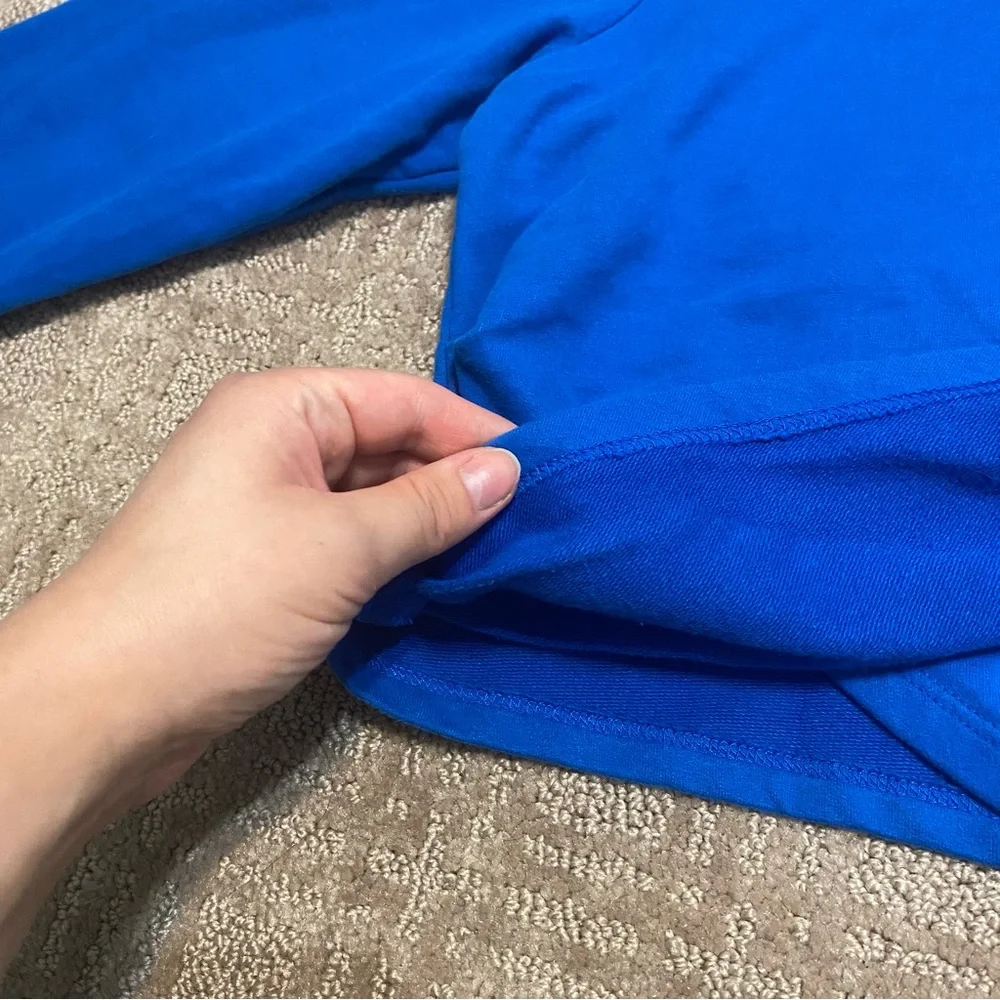 {ASOS} Blue Cropped Twist Crew Neck Long Sleeve Sweatshirt Style Top ~ Size 2 - Picture 9 of 15